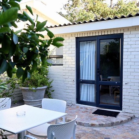 Courtyard Studio Lights And Wi Fi During Load Shedding Stellenbosch Zewnętrze zdjęcie