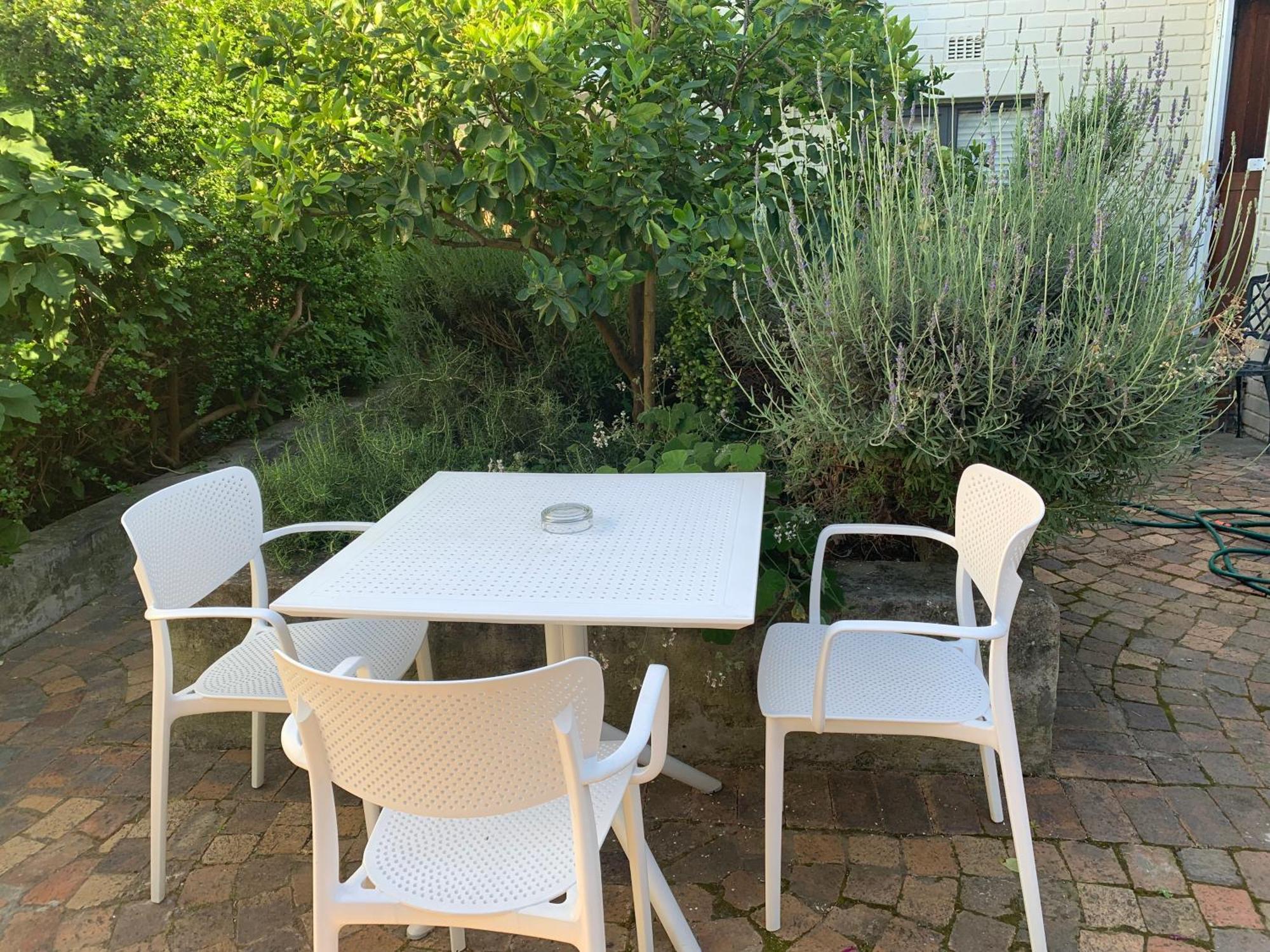 Courtyard Studio Lights And Wi Fi During Load Shedding Stellenbosch Zewnętrze zdjęcie